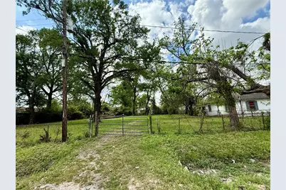 9309 Grady Street, Houston, TX 77016 - Photo 4