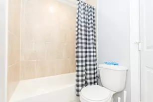 618 Maple Way, Houston, TX 77015 - Photo 16