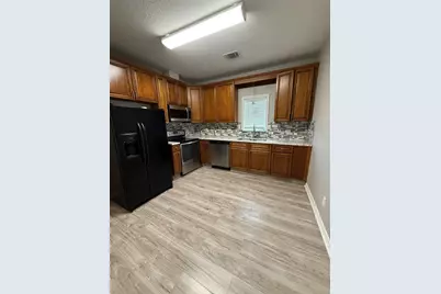 606 W 6th Street, Freeport, TX 77541 - Photo 6