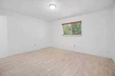 1105 E Brown Lane, Deer Park, TX 77536 - Photo 4