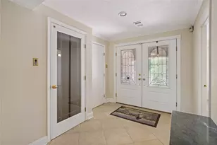 418 Bay Colony Dr, La Porte, TX 77571 - Photo 4