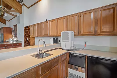 418 Bay Colony Drive, La Porte, TX 77571 - Photo 8