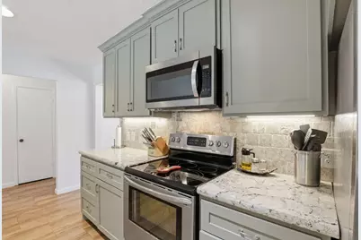 10419 Odessa Drive, Sugar Land, TX 77498 - Photo 6