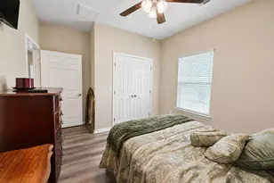 6606 E Crosstimbers St, Houston, TX 77028 - Photo 12