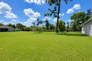 6606 E Crosstimbers St, Houston, TX 77028 - Photo 18