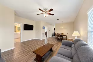 6606 E Crosstimbers St, Houston, TX 77028 - Photo 4