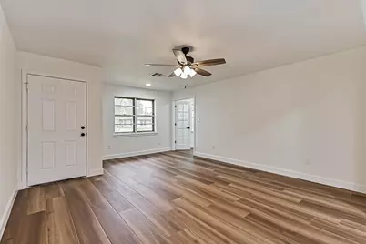 229 Burkett Street, Richwood, TX 77531 - Photo 8