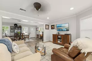 1111 Wynnwood Ln, Houston, TX 77008 - Photo 10