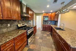 516 Roundabout Rd, Huntsville, TX 77340 - Photo 8