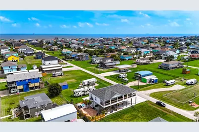 952 Sandollar, Crystal Beach, TX 77650 - Photo 50