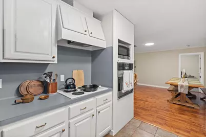 1209 E Brown Lane, Deer Park, TX 77536 - Photo 10