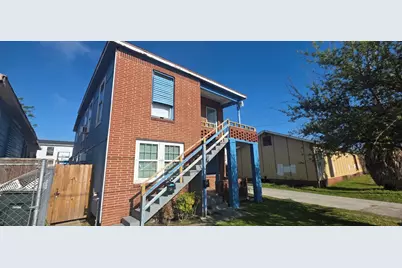 712 40th Street, Galveston, TX 77550 - Photo 1