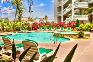 6102 Seawall Blvd, Galveston, TX 77551 - Photo 12