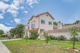7618 Del Glen Ln, Houston, TX 77072 - Photo 2