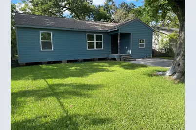 8166 Oak Knoll Lane, Houston, TX 77028 - Photo 10