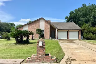 11703 Seawood Dr, Houston, TX 77089 - Photo 1