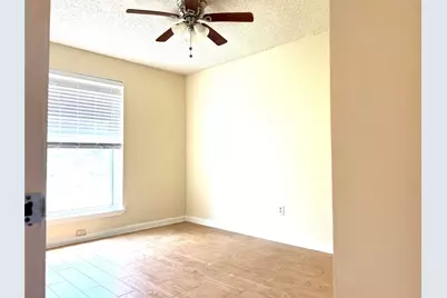 11703 Seawood Drive, Houston, TX 77089 - Photo 12