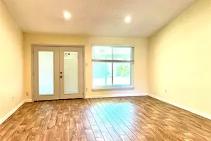 11703 Seawood Dr, Houston, TX 77089 - Photo 6