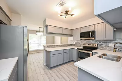 23019 Bridgewater Drive, Houston, TX 77373 - Photo 6