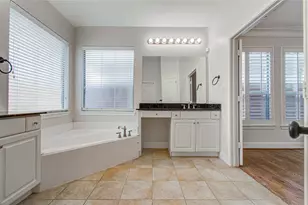 1463 Springrock Ln, Houston, TX 77055 - Photo 30