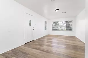 413 Gardenia Ave, Orange, TX 77630 - Photo 10