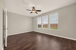 1127 Brahma Cir, East Bernard, TX 77435 - Photo 38