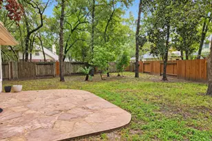 7 Wild Orchid Ct, Conroe, TX 77385 - Photo 2