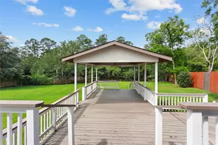 3310 Oak Dr Dr, Dickinson, TX 77539 - Photo 2