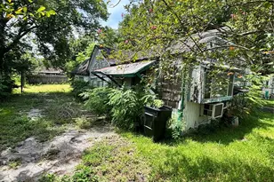 7312 Victoria St, Houston, TX 77020 - Photo 2