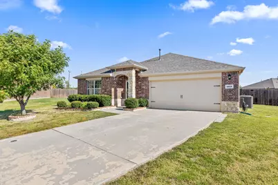 1312 Cedar Hollow Drive, Princeton, TX 75407 - Photo 4