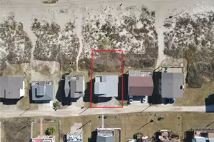 21602 Kennedy Dr, Galveston, TX 77554 - Photo 4