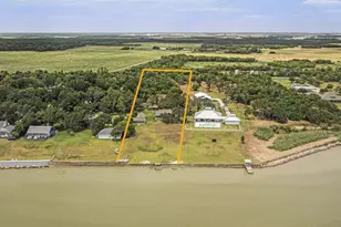 7414 Ocean Dr, Beach City, TX 77523 - Photo 1