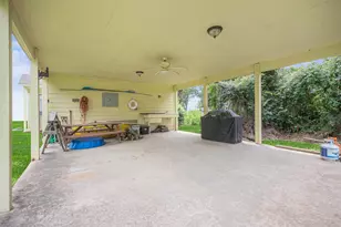 7414 Ocean Dr, Beach City, TX 77523 - Photo 36