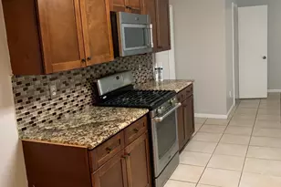 10502 Mist Ln, Houston, TX 77070 - Photo 4
