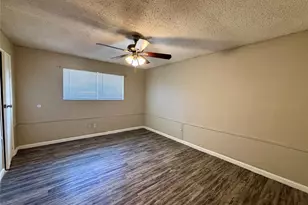 5610 Drakestone Bl, Houston, TX 77053 - Photo 14