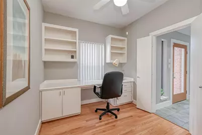 9701 Marlive Lane, Houston, TX 77025 - Photo 6