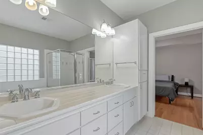 9701 Marlive Lane, Houston, TX 77025 - Photo 20