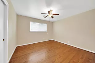 1607 Willowby Dr, Houston, TX 77008 - Photo 10