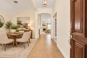 5707 Emerald Brook Ln, League City, TX 77573 - Photo 2