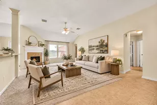 5707 Emerald Brook Ln, League City, TX 77573 - Photo 8