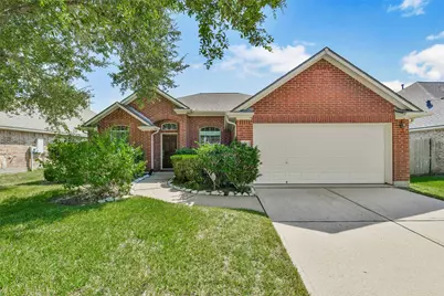 5707 Emerald Brook Lane, League City, TX 77573 - Photo 1