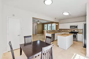 8011 Fisher Glen Ln, Houston, TX 77072 - Photo 12