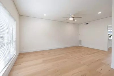 14715 Barryknoll Lane #132, Houston, TX 77079 - Photo 6
