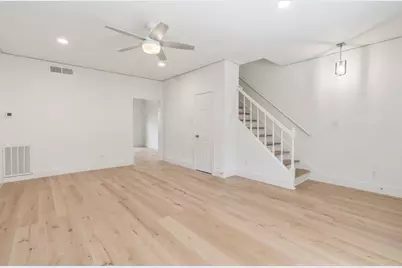 14715 Barryknoll Lane #132, Houston, TX 77079 - Photo 8