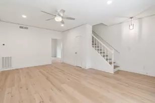 14715 Barryknoll Ln, Houston, TX 77079 - Photo 8