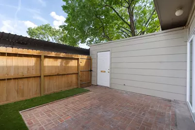 14715 Barryknoll Lane #132, Houston, TX 77079 - Photo 16