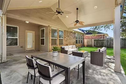 9631 W Amber Bluff Lane, Katy, TX 77494 - Photo 16