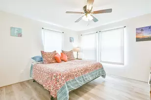 1004 20th St, Dickinson, TX 77539 - Photo 28