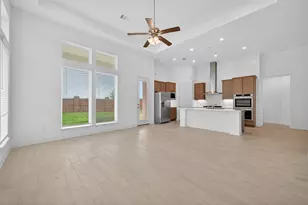 13613 Windward Mist Dr, Texas City, TX 77568 - Photo 6