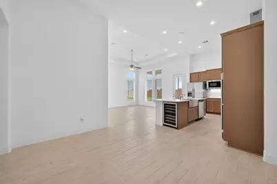 13613 Windward Mist Drive, Texas City, TX 77568 - Photo 10